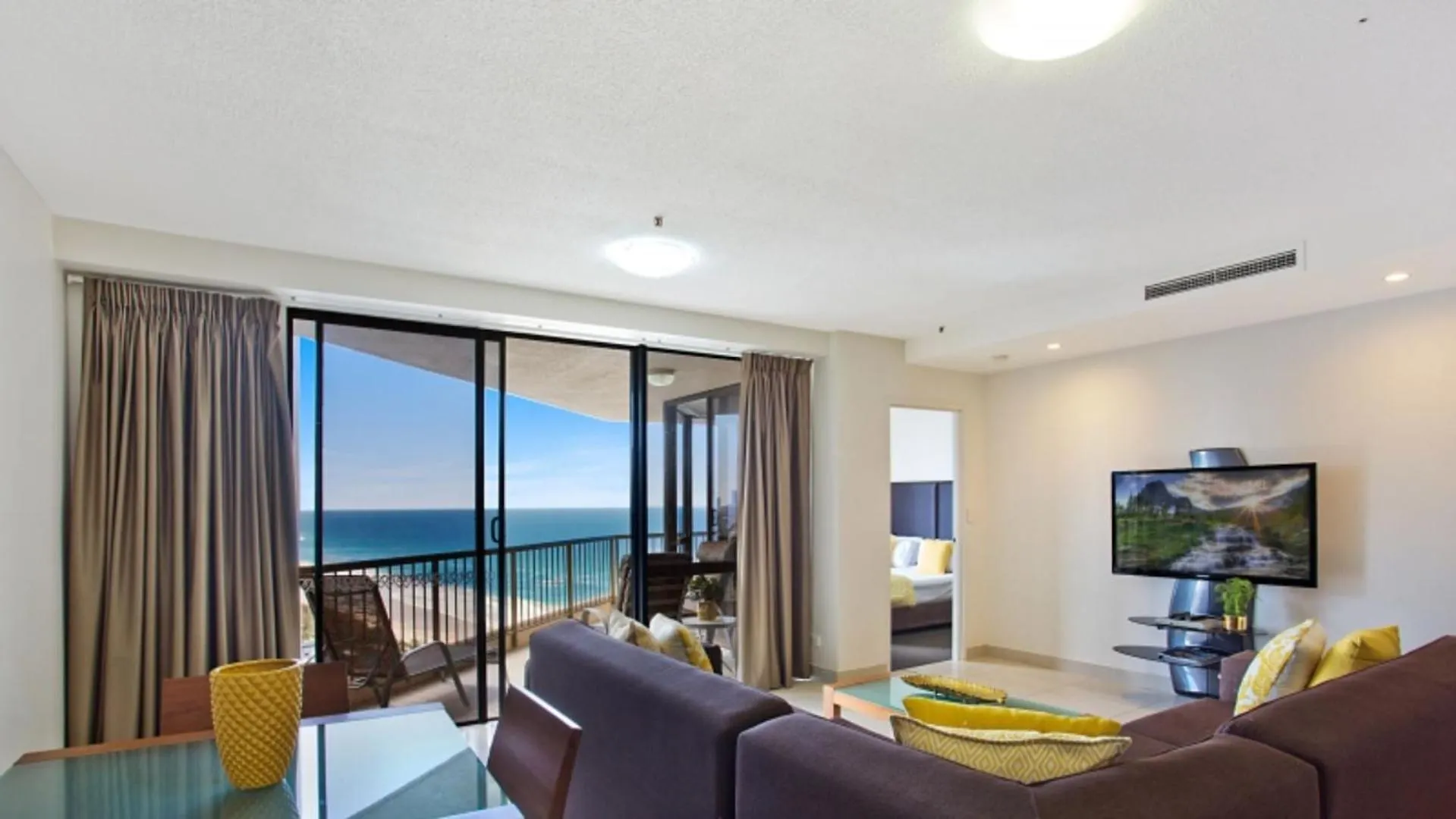 Paradise Centre Apartments Managed By Gchs Gold Coast