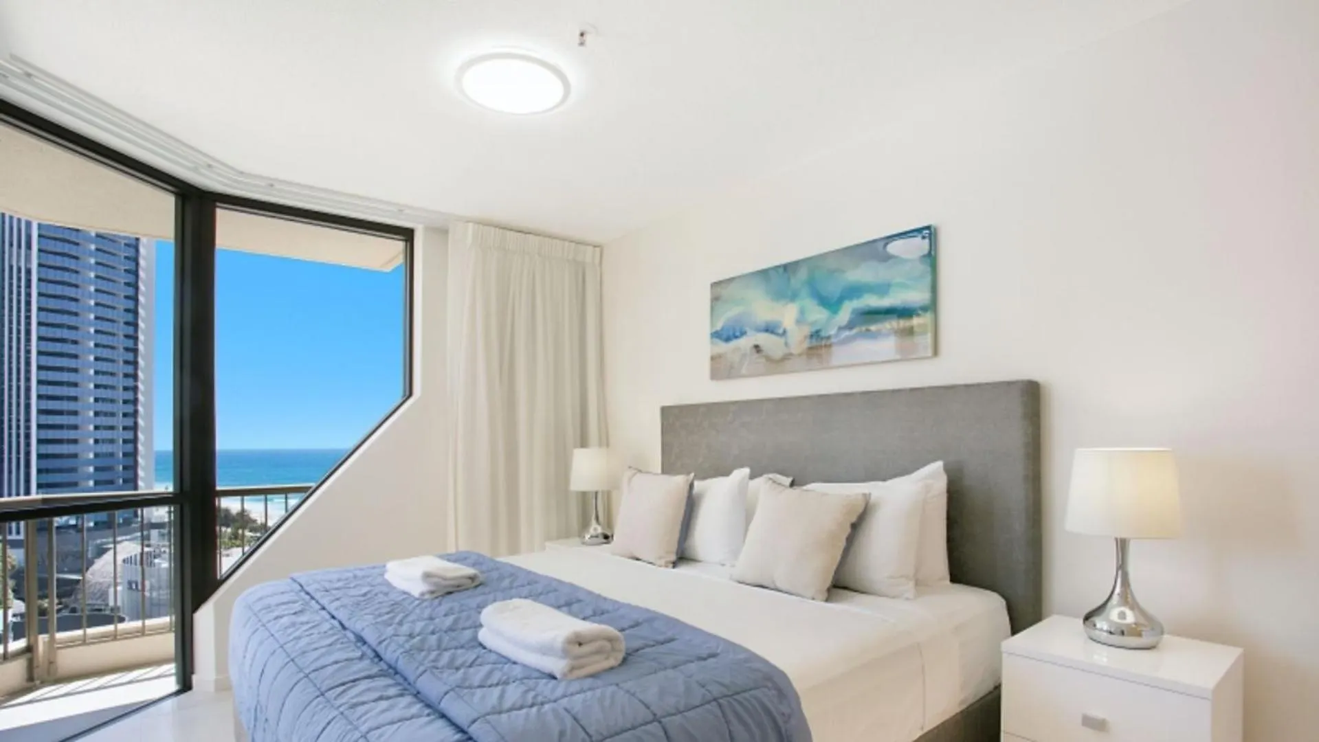 Paradise Centre Apartments Managed By Gchs Gold Coast