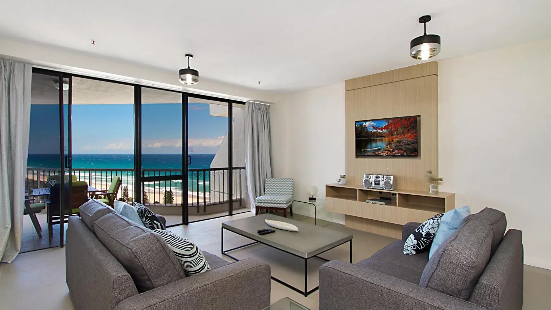 Paradise Centre Apartments Managed By Gchs Gold Coast Australia
